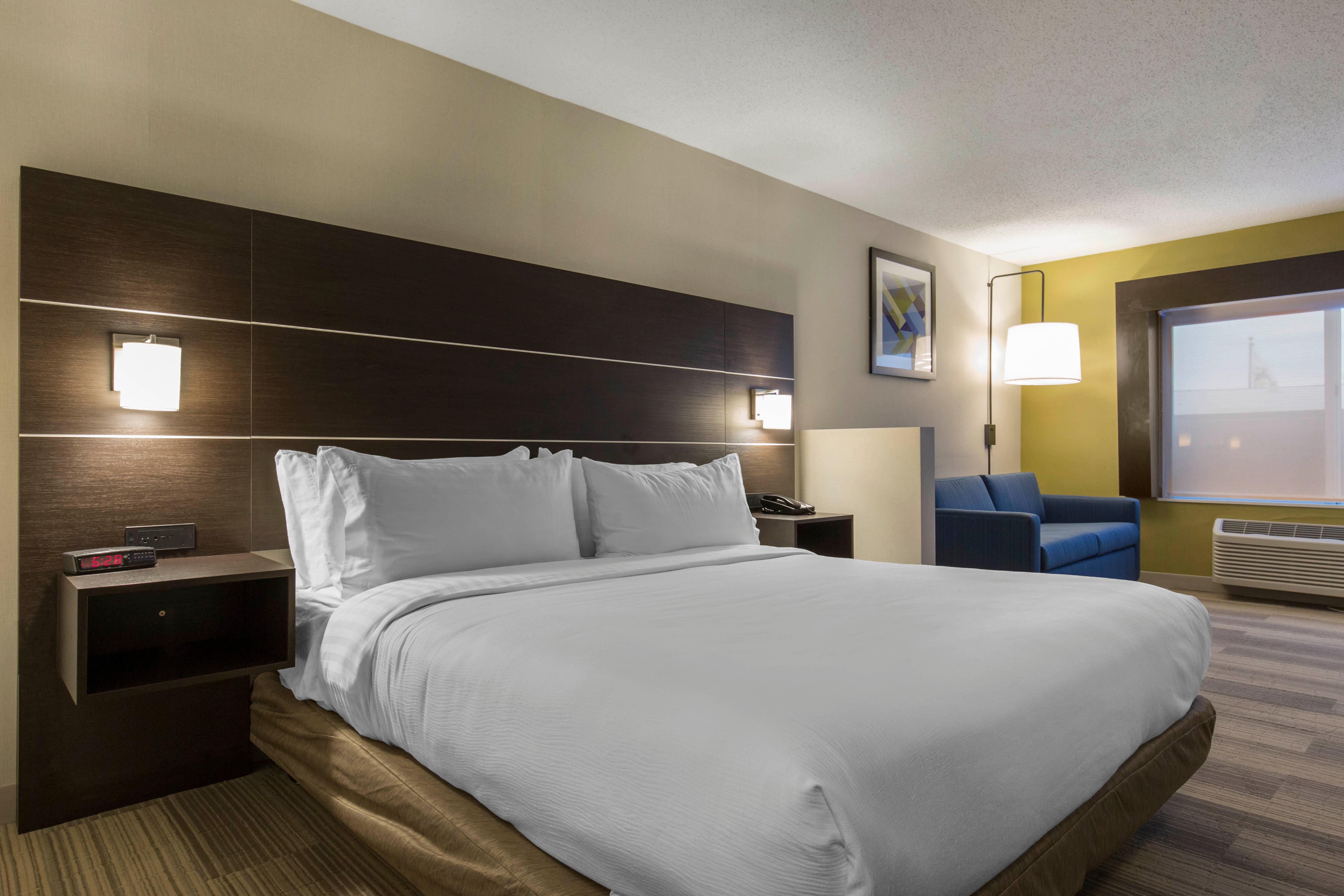 Holiday Inn Express And Suites Chicago West - St Charles By Ihg Saint Charles Eksteriør billede