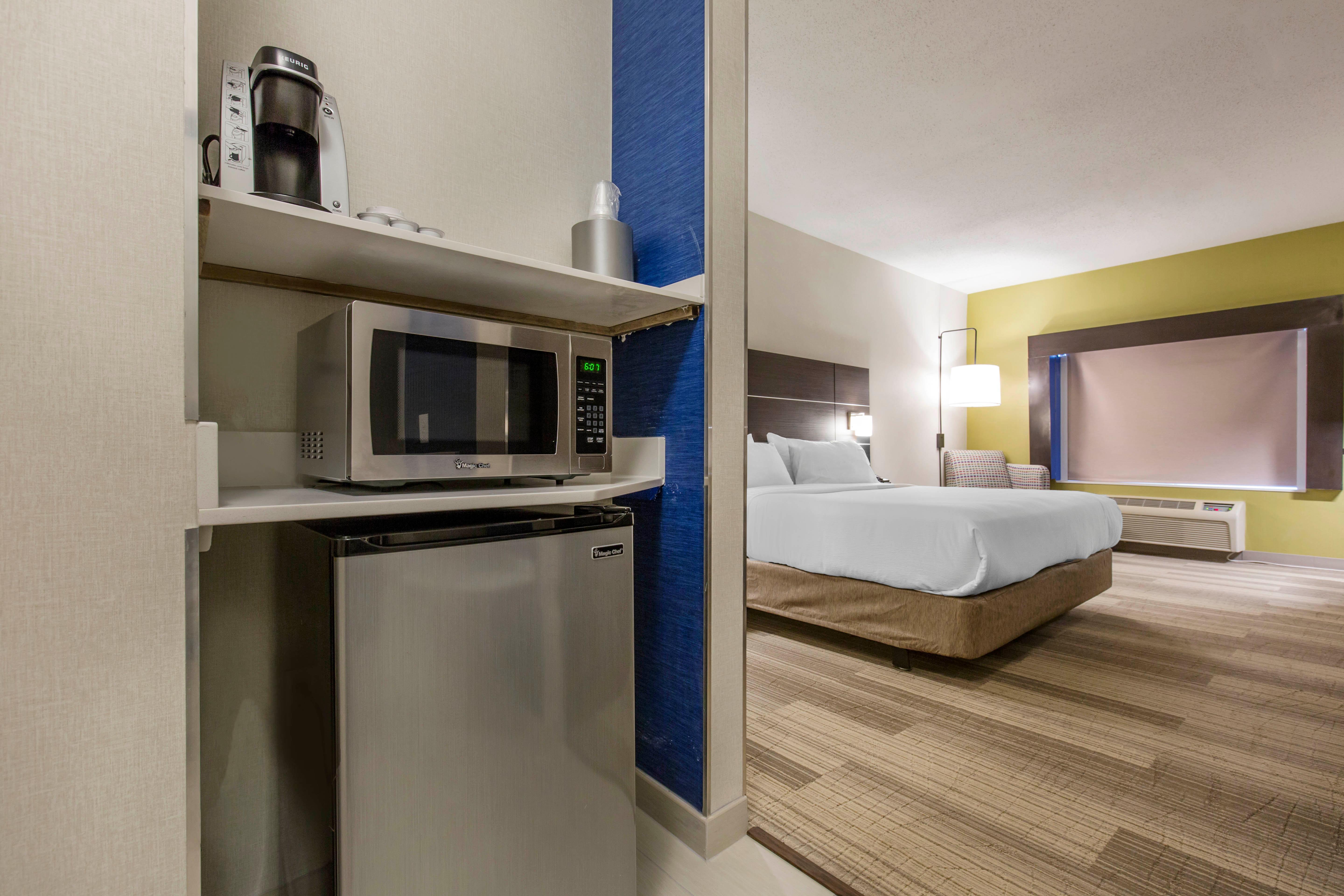 Holiday Inn Express And Suites Chicago West - St Charles By Ihg Saint Charles Eksteriør billede