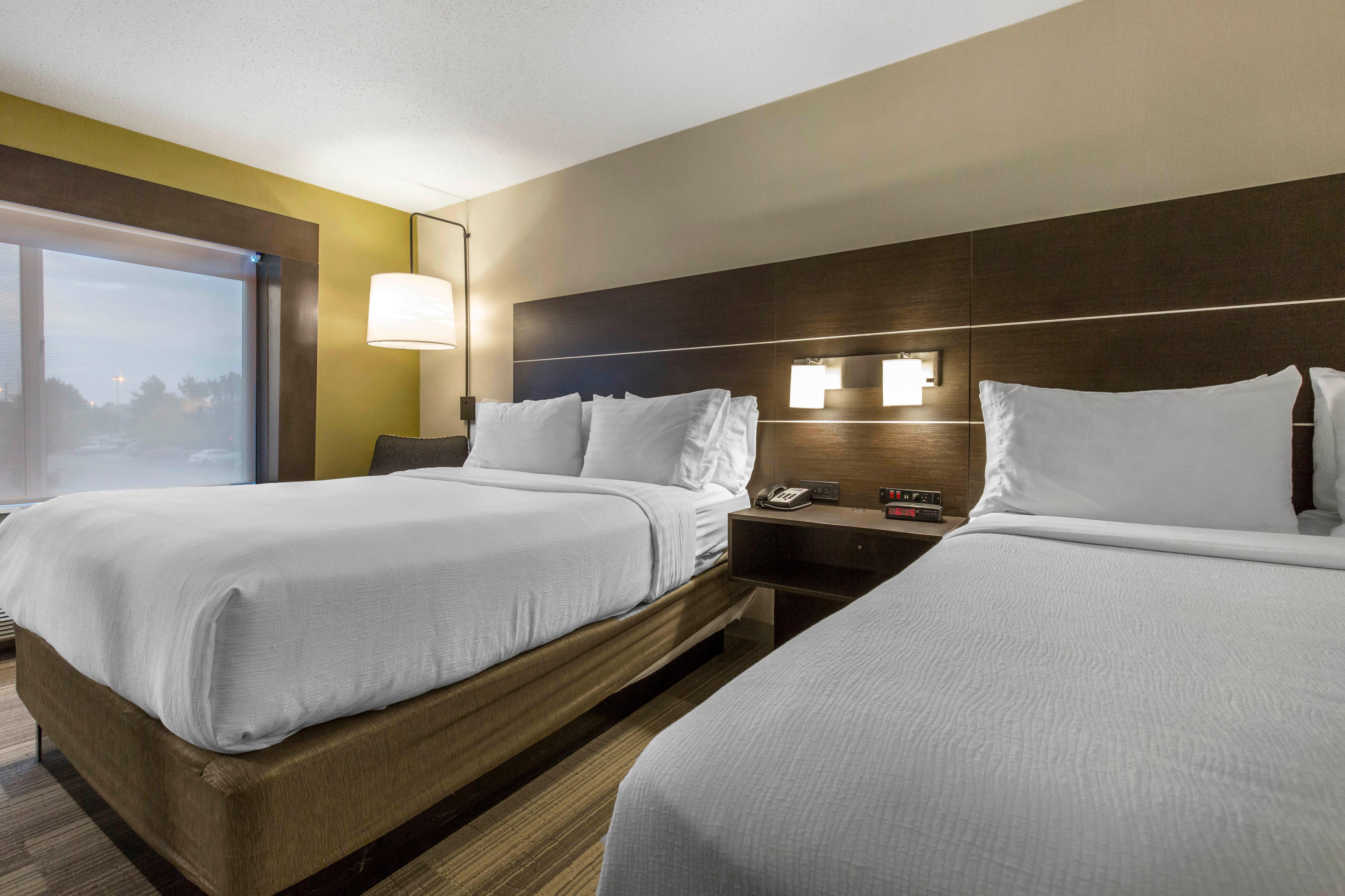 Holiday Inn Express And Suites Chicago West - St Charles By Ihg Saint Charles Eksteriør billede