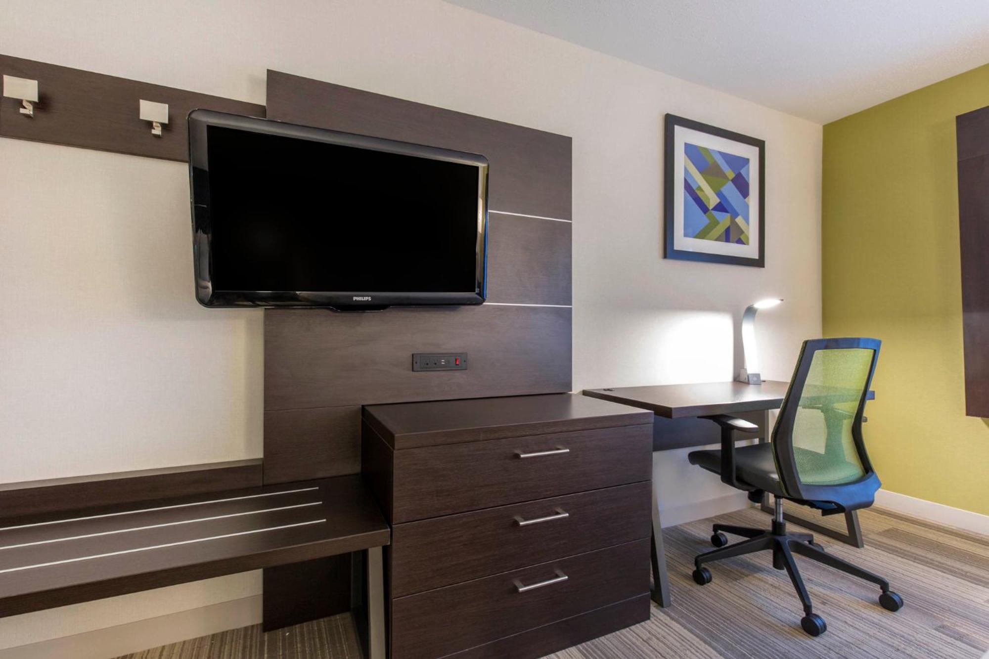 Holiday Inn Express And Suites Chicago West - St Charles By Ihg Saint Charles Eksteriør billede