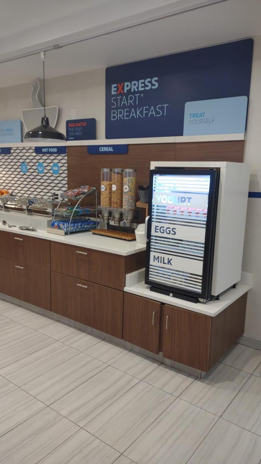 Holiday Inn Express And Suites Chicago West - St Charles By Ihg Saint Charles Eksteriør billede